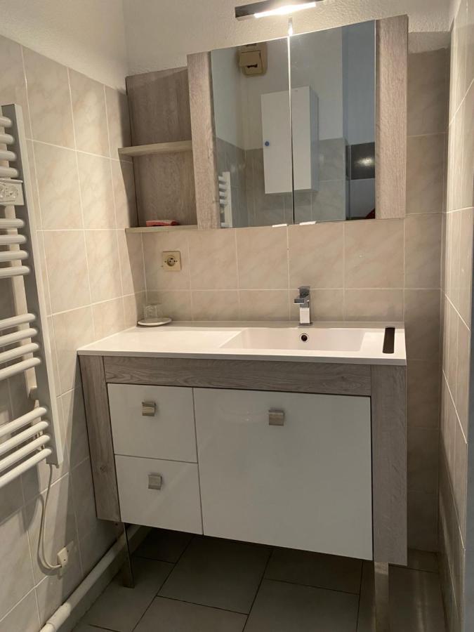 Superbe Appartement Cosy Vue Mer Pieds Dans L'Eau كافالير سور مير المظهر الخارجي الصورة