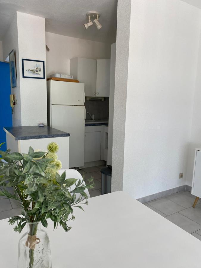 Superbe Appartement Cosy Vue Mer Pieds Dans L'Eau كافالير سور مير المظهر الخارجي الصورة