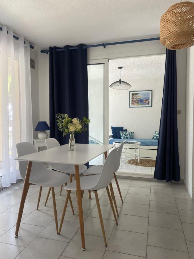 Superbe Appartement Cosy Vue Mer Pieds Dans L'Eau كافالير سور مير المظهر الخارجي الصورة